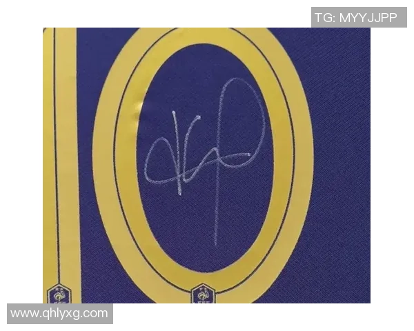 以各大球星亲笔签名足球为核心展现珍藏与荣耀时刻 以各大球星亲笔签名足球为核心展现珍藏与荣耀时刻