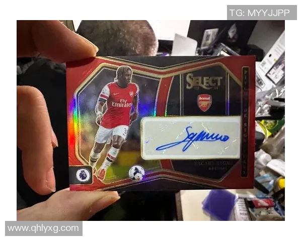 帕尼尼足球球星签名卡揭秘收藏价值与投资潜力分析