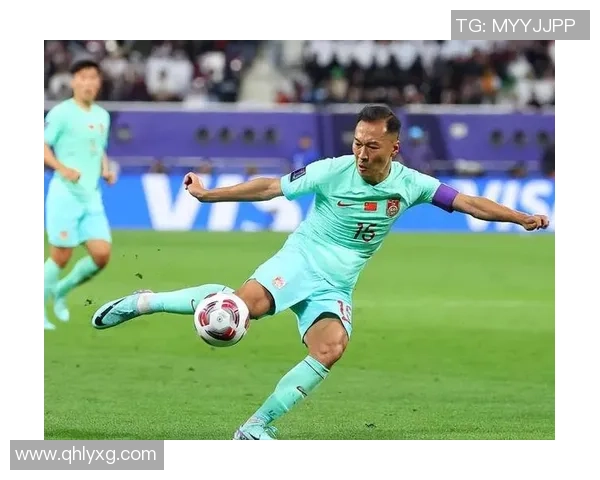 球星们所使用的足球类型揭秘与差异分析 球星们所使用的足球类型揭秘与差异分析