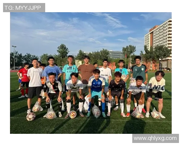 足坛魅力靓仔球星盘点青春风采与绿茵赛场的热血瞬间