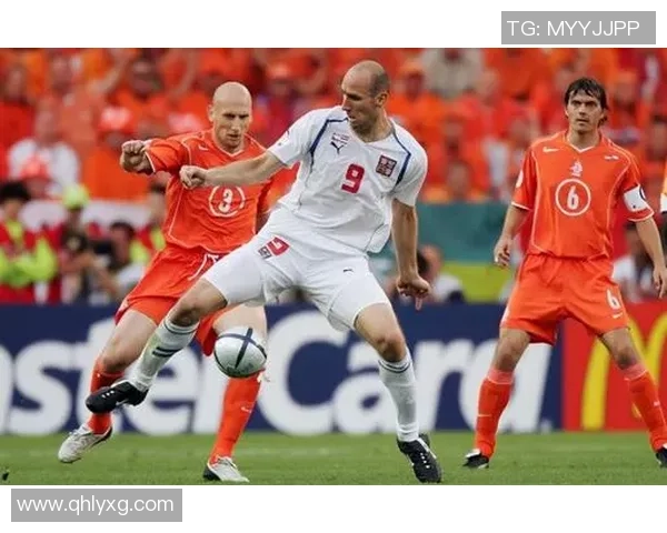 泰国足球队13大球星盘点实力与风采 展现亚洲绿茵新力量 泰国足球队13大球星盘点实力与风采 展现亚洲绿茵新力量